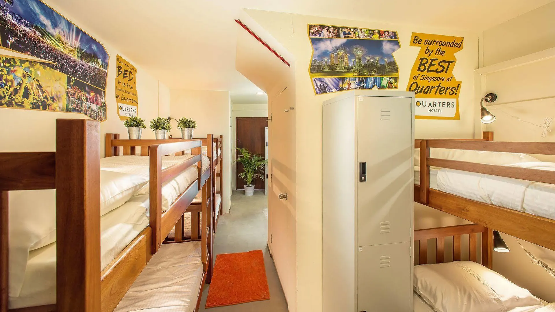 Quarters Capsule Hostel Singapore 2*,